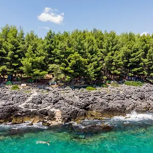 The Sea Cave Campsite Himare